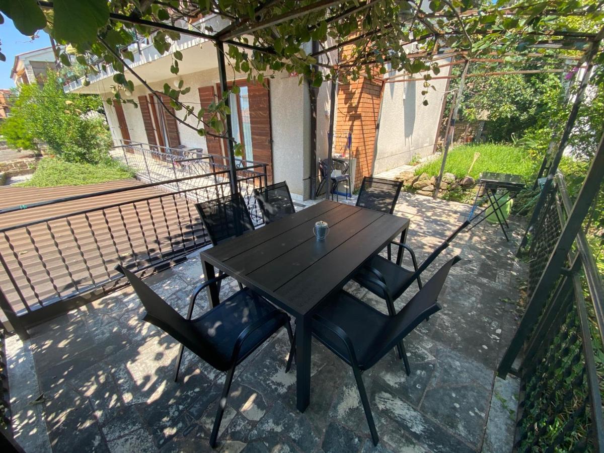 לוסיה Maeli Apartment מראה חיצוני תמונה