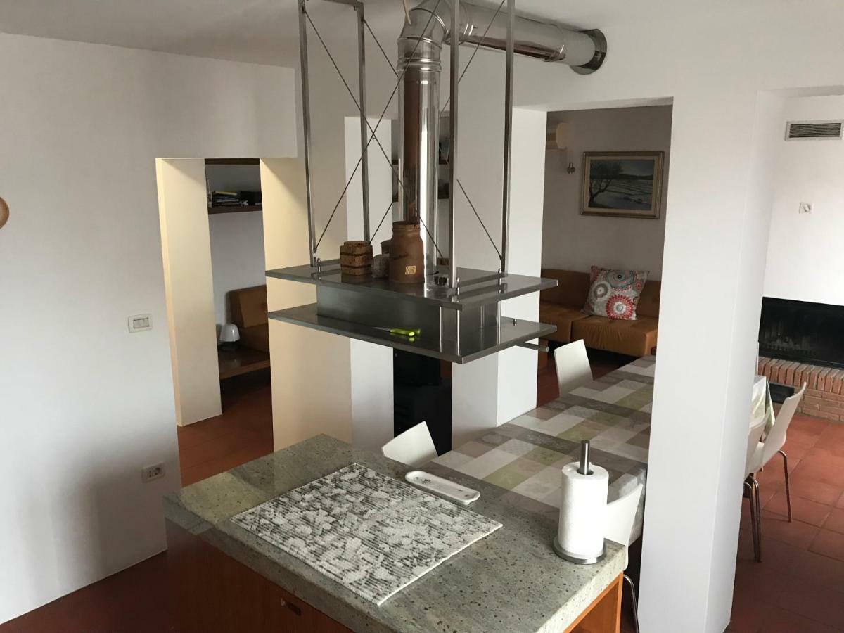 לוסיה Maeli Apartment מראה חיצוני תמונה