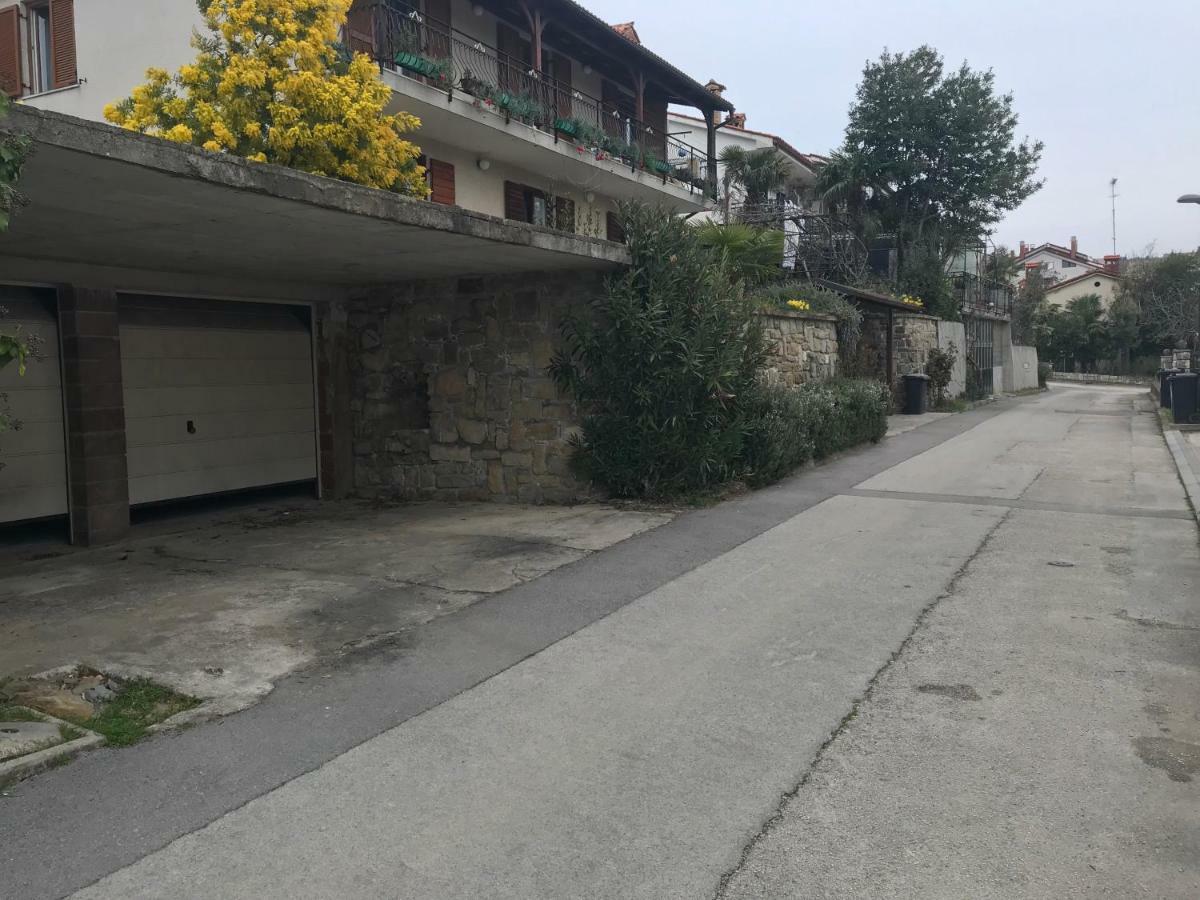 לוסיה Maeli Apartment מראה חיצוני תמונה